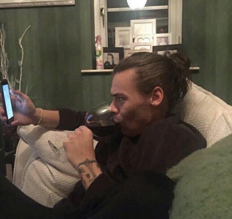 dr3w_94_'s tweet photo. ma come sei ma in che senso?
#Amici22 https://t.co/IdddtigfK8
