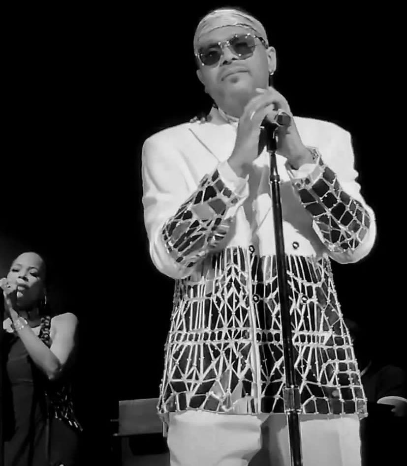 HamptonAhnna's tweet photo. …but about last NIGHT 🌕• @_MAXWELL_ @LaTinaWebb both looking absolutely amazing 🤩 • 19 days until my next #maxmerization experience, let’s gooooo!! 📸: courtesy of #starpointephotography on IG • luv ya to life Max!! 🌑💋 https://t.co/Pzwja6wnyi