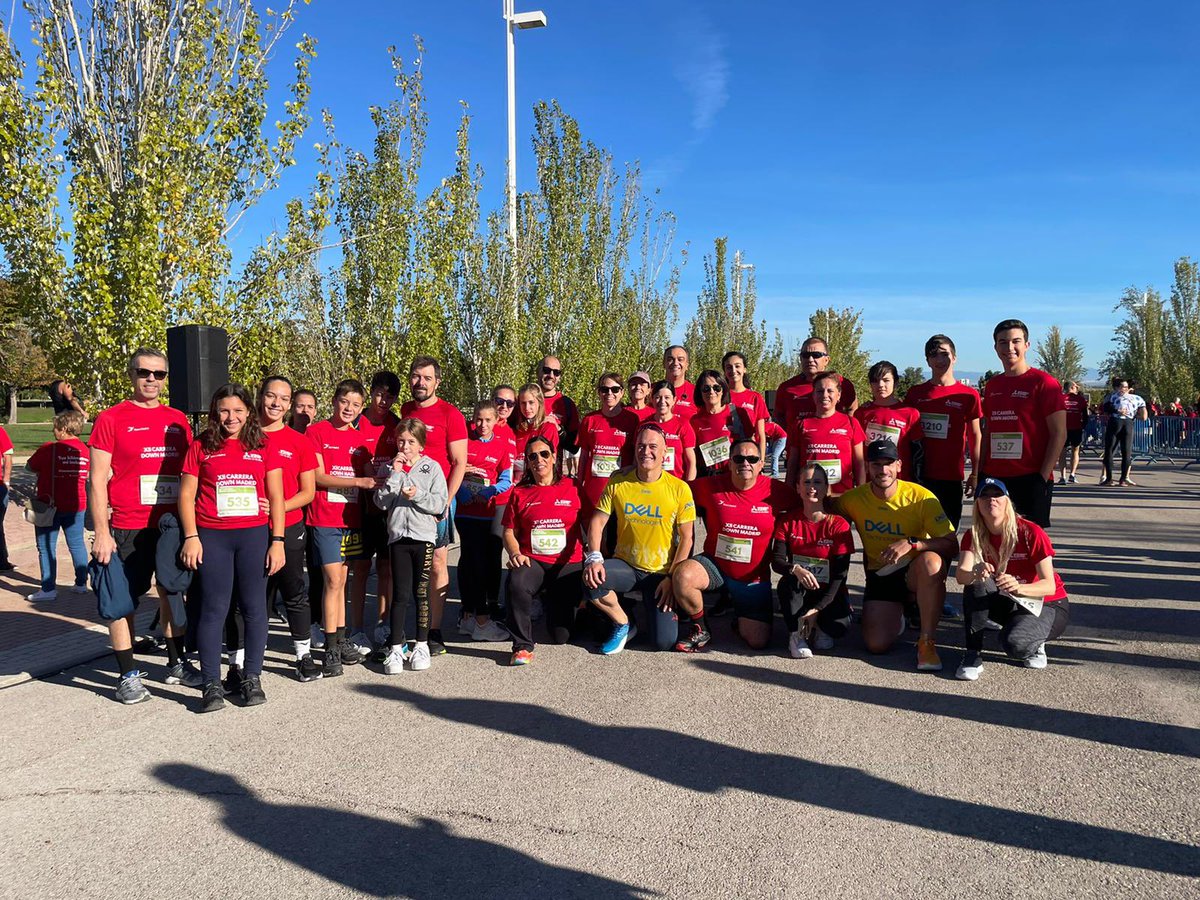 JLRosalesVico's tweet photo. XII Carrera #DownMadrid por la inclusión de personas con discapacidad intelectual. Un año más, disfrutamos junto a @DownMadrid. Gracias !! #Iwork4Dell https://t.co/DGc3uMBBDT