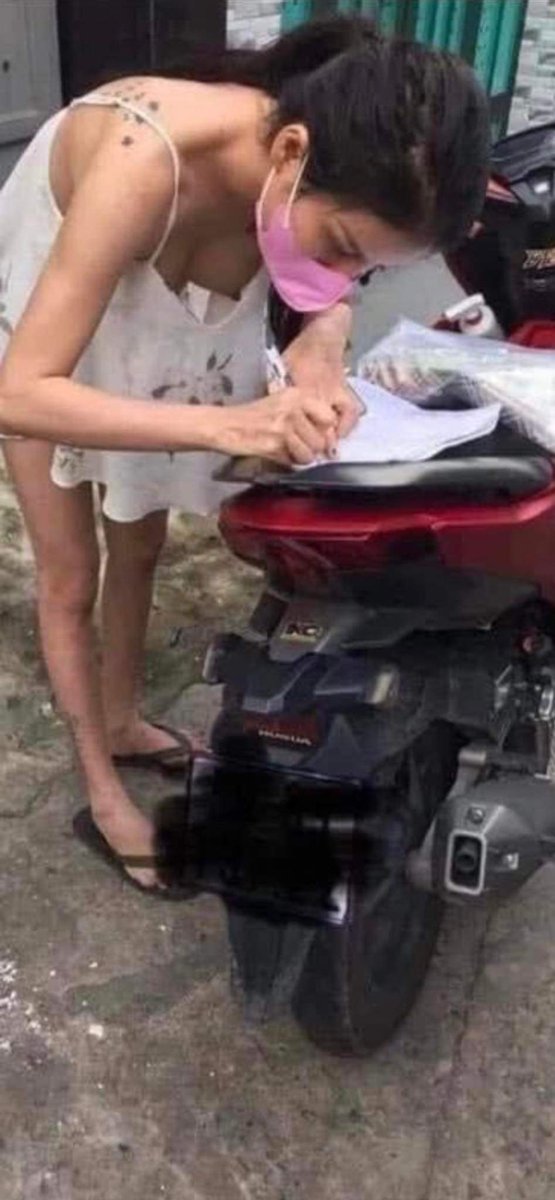 คืนนี้ท่าเรือ กาญจนบุรีนะครับ