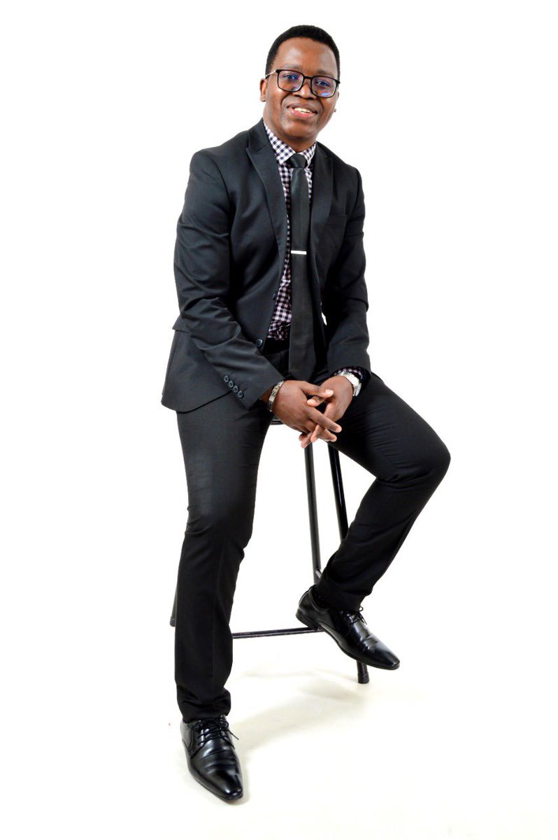 PhumlaniMMajozi's tweet photo. Took new photos with #Vision28 Studio in Johannesburg today. Great work. You can reach them here: (065) 808-4319.

My website is https://t.co/bfoPvAVlC6. https://t.co/ykvPaGVsYU