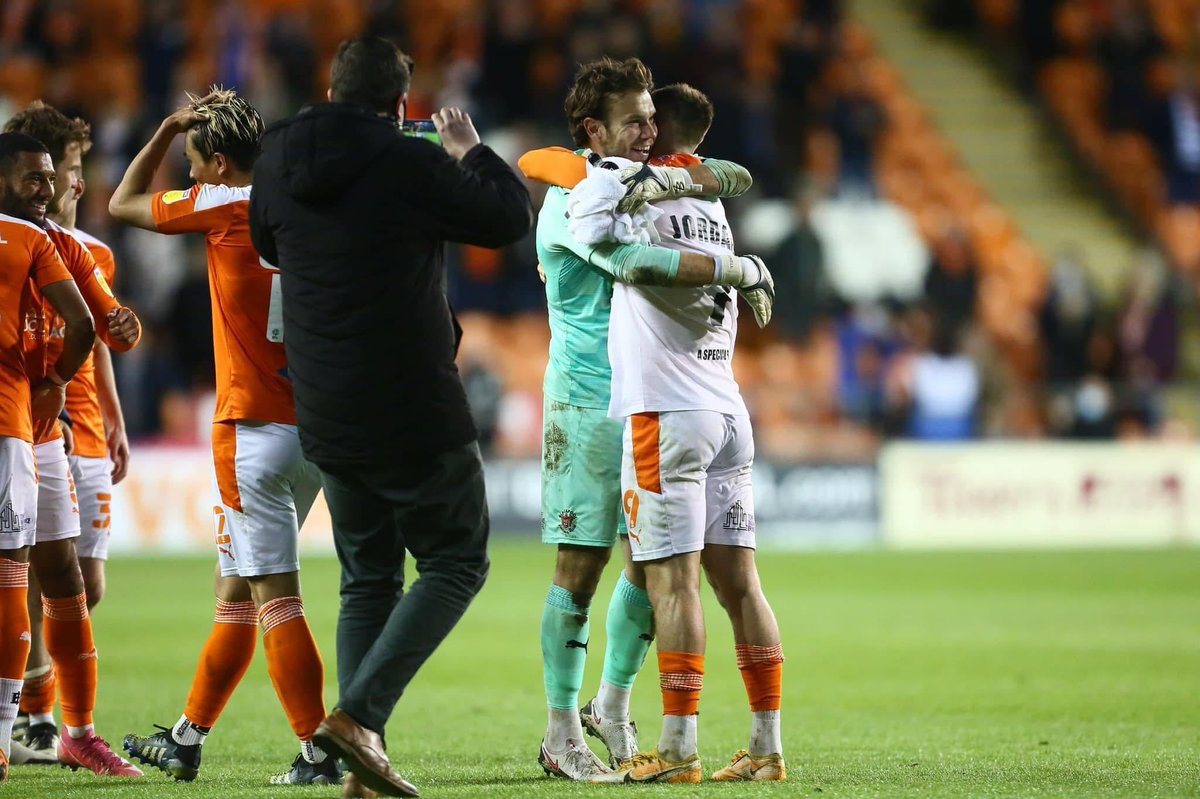 Harry Lyons tweet media