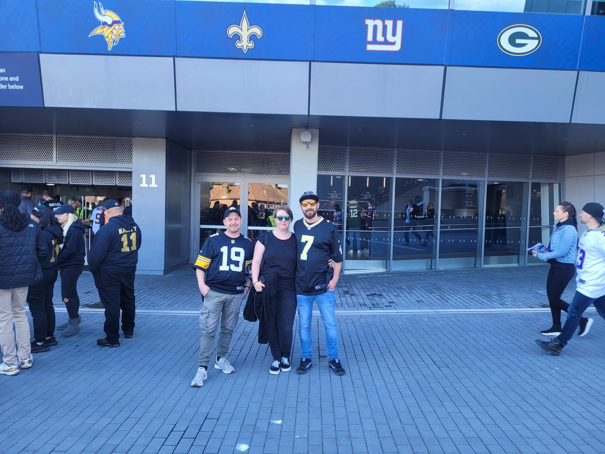 _altoel_'s tweet photo. ❤️
@Saints_Germany 
#whodat #ranNFLsuechtig #rannfl #Saints #SaintsInLondon #NFL https://t.co/e29sbnhinN