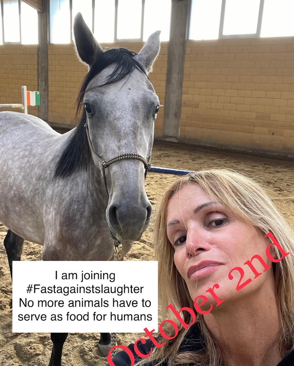 FARMUSA's tweet photo. It’s #WorldDayforFarmedAnimals and we are already receiving images from activist who are participating in the #FastAgainstSlaughter. Please tag us in your photo or email them to photos@dayforanimals.org #WDFA https://t.co/lvOXI098Ma