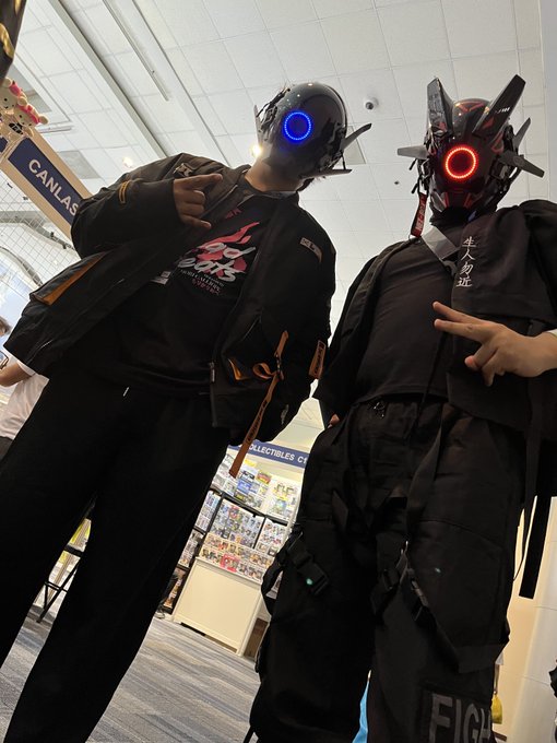 同じマスク仲間見つけた 