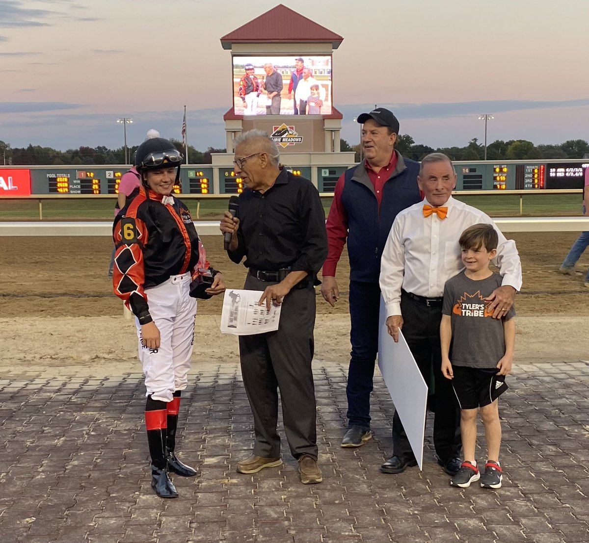 ToddJordanRacin's tweet photo. Tyler’s Tribe wins the Iowa Cradle, but the real winner is Tyler himself, plus a $30,000 donation to the University of Iowa Hospital to continue the fight against childhood cancer! This story is nothing short of amazing! https://t.co/nQYlROnnU5