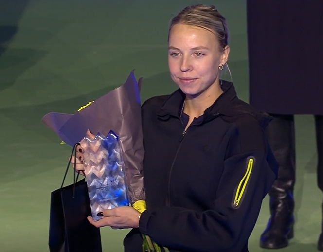 Some1NamedRyan's tweet photo. Anett inspired an entire nation for a week. She should be so proud of herself 🇪🇪🥹 https://t.co/Wm0kO2vA4L