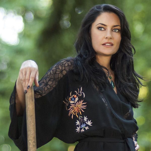 happy Wendy Beauchamp szn! 🔮🕸 <a href="/madchenamick/">Mädchen Amick</a> #october #woee