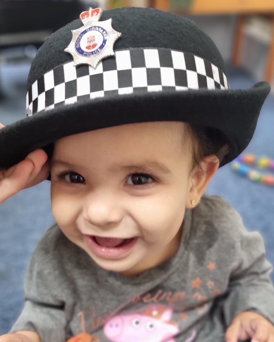 Deborah71350770's tweet photo. #mamaslittlehelper #rgp #womeninpolicing #babygirl #ourfuture #myworld who says we canโt multi task ๐ช๐ป๐โค๏ธ๐ https://t.co/giwml3QQcu