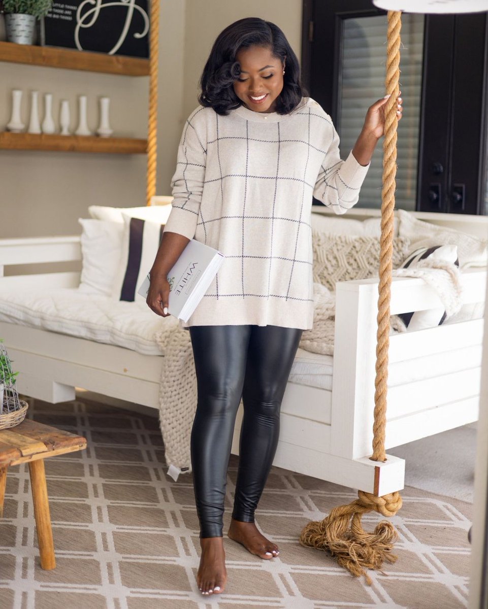 BrowardMall's tweet photo. #sweaterweather here I come!  @LOFT 
.
📸: @CarmenReneeBlog &amp; @_BStinger 
#browardmall #shopbrowardmall #loft #loveloft https://t.co/A0VJxG4fBt