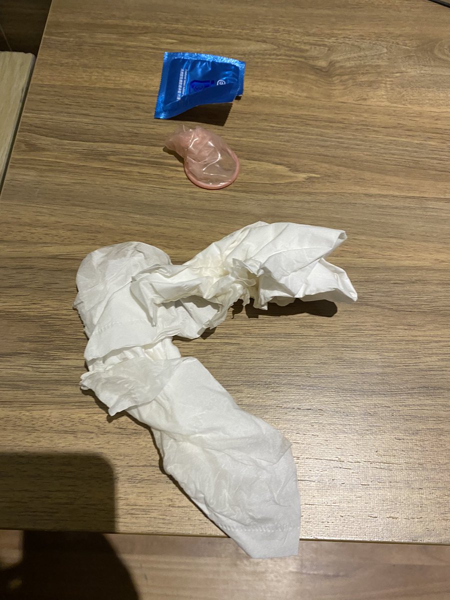 头很痛（情侣） tweet media