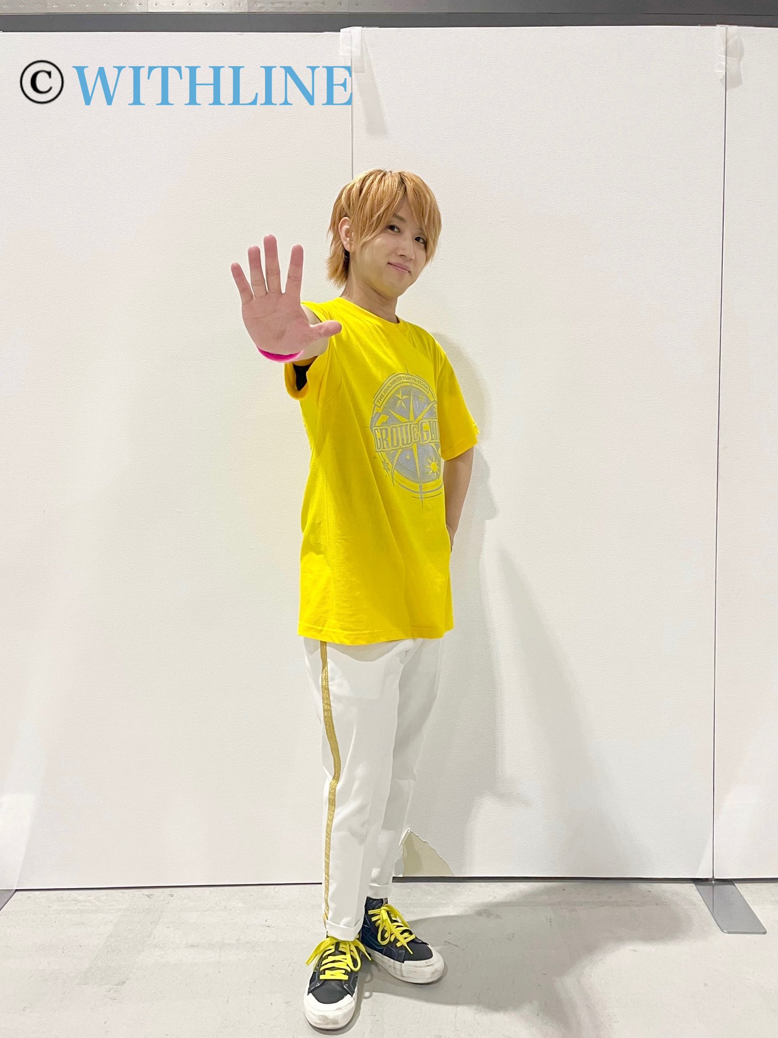 X-এ WITH LINEスタッフ: X-এ WITH LINEスタッフ: