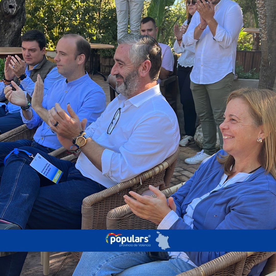 popularsval's tweet photo. 🔵Matí a la intermunicipal de @NNGG_Valencia. 

🗣️ Els jóvens sou el present, formeu-vos. La província de Valencia fem només una cosa, però la fem moltes vegades: treballar, treballar i treballar. 

💪🏽Enhorabona a l’organització pel gran treball. 

#FentPProvincia https://t.co/mIbGakloUk