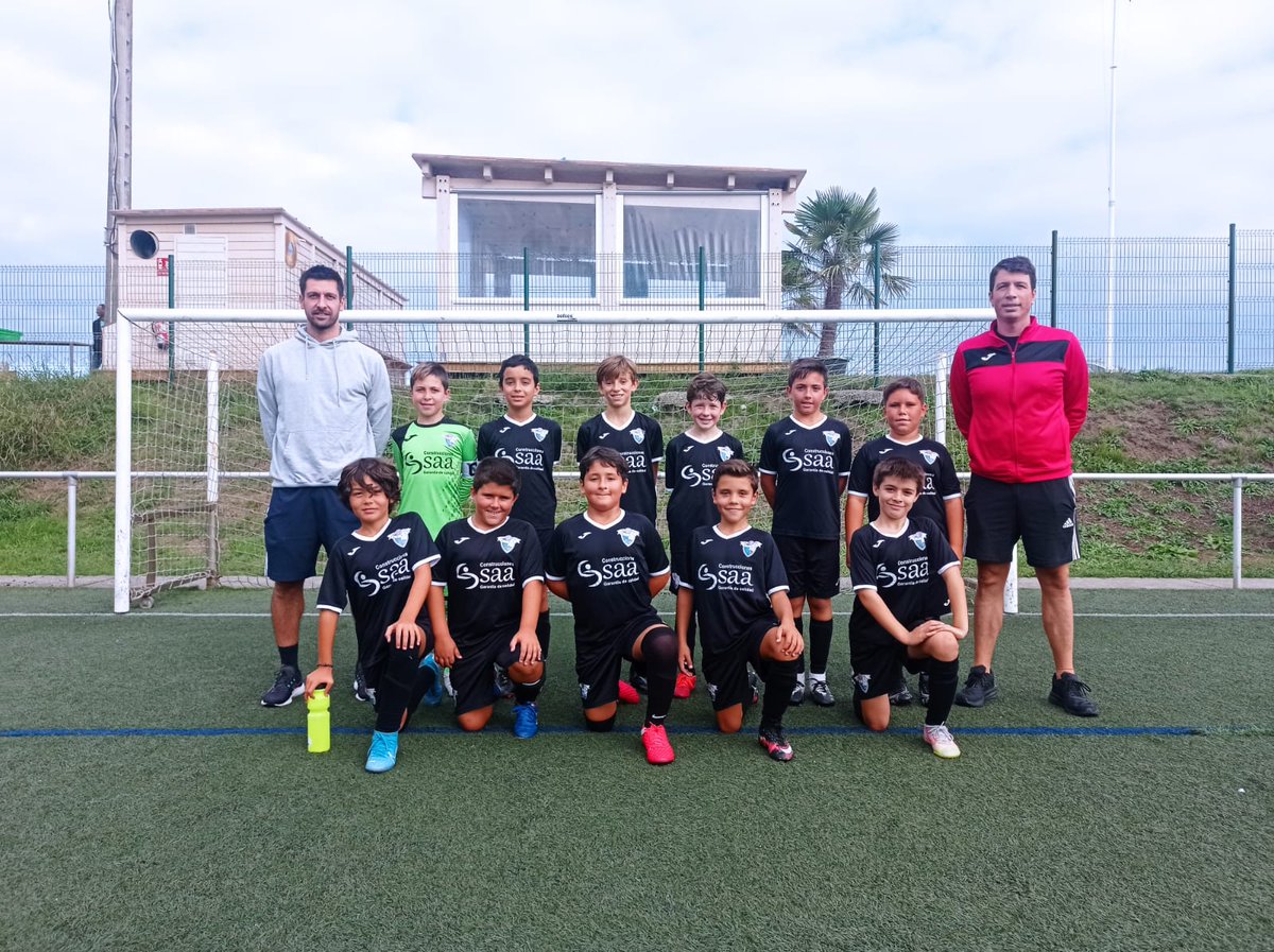 Amistoso contra el Burela. Gracias al Burela porque fuera posible
Lee más en : santiagodefoz.com/publication/13…