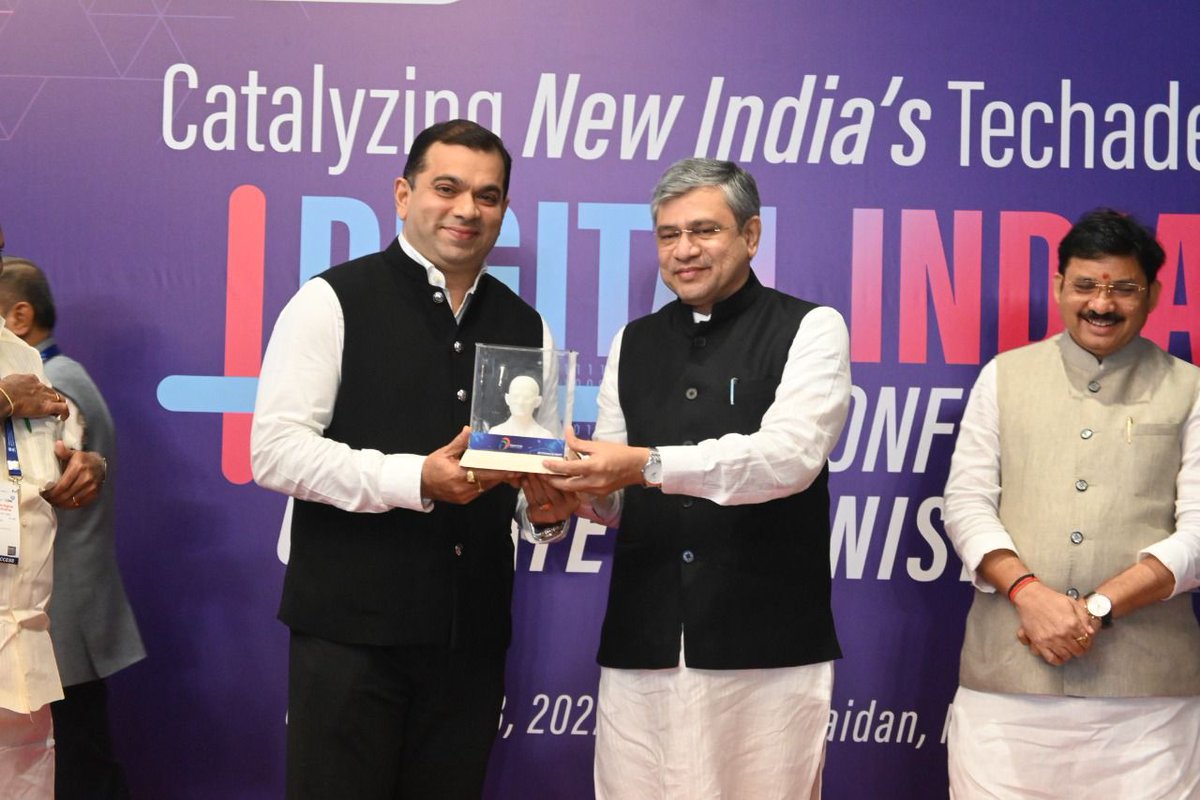RohanKhaunte's tweet photo. At Digital India Conference of State IT Minister’s. Solicited Central support with Shri @AshwiniVaishnaw Ji, Hon’ ble Minister for Communications, Electronics &amp; IT, GOI in raising standards of Infrastructure &amp; Connect to Make Goa a Knowledge Destination. Plans for #WorkationGoa https://t.co/k9xRt1rGlz