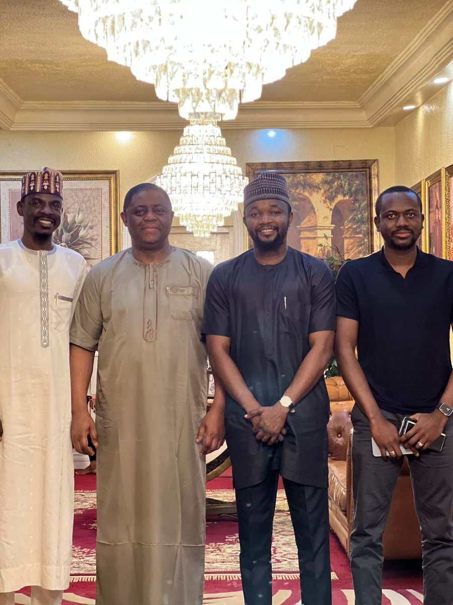 It was an honor to receive the S.A. to @MBuhari on New media & Dep. Director of the Special Projects & New Media Directorate of the Tinubu/Shettima Pres. Campaign Council, @BashirAhmaad together with other members of PCC @AyooAkanji @shamsudeenAY in my Abuja home last night.