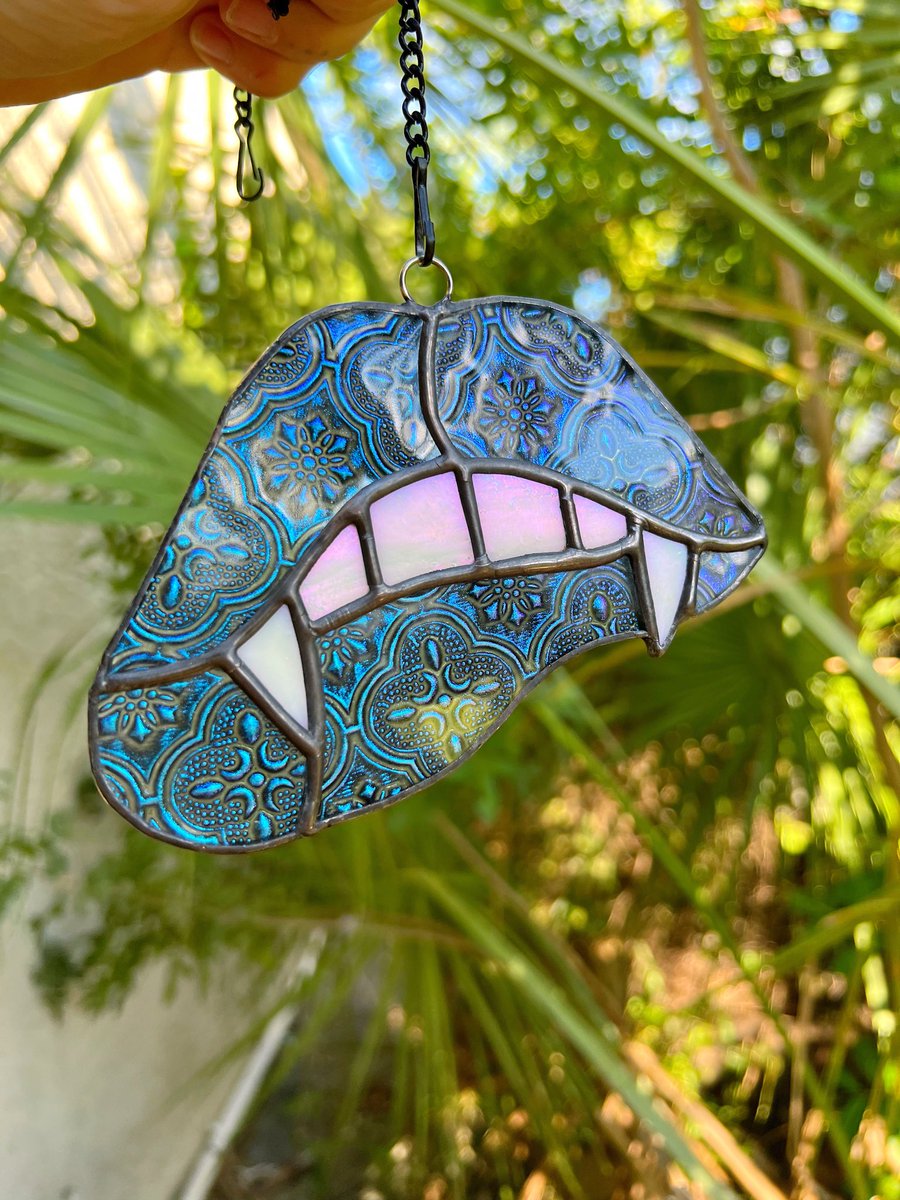 akalastudios's tweet photo. i forgot i have a twitter but i did not forget about my shop update today at 12N EST!!! https://t.co/23cVtLdZO3 https://t.co/emGHPmGqBb