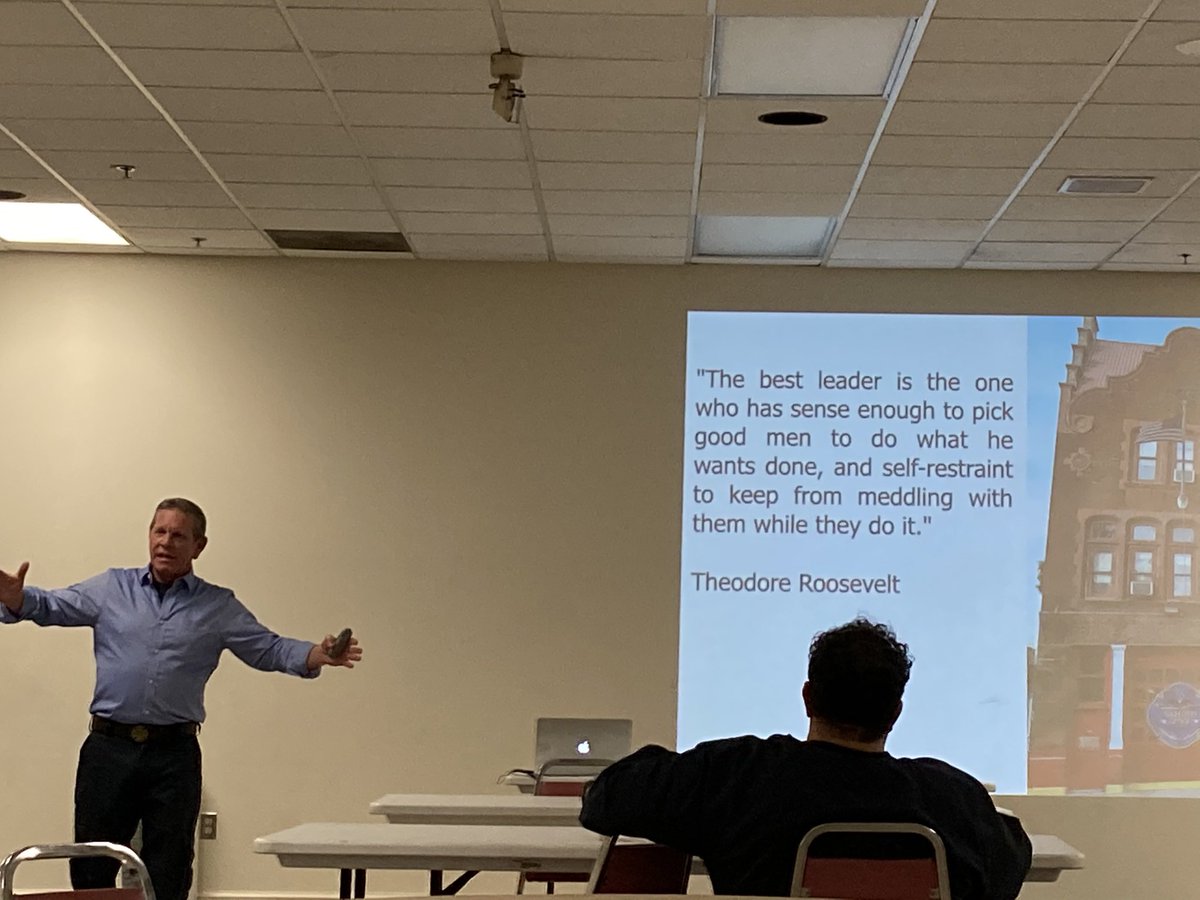 RescueWeekend's tweet photo. Opening remarks from @tonytric and @tfd_leeroy at Rescue Weekend 2020 and 2021 #bccrs #rvfd #mcfrs #heavyrescue #rescueweekend #rescue1 #rescue3 https://t.co/MX5HmswW0O