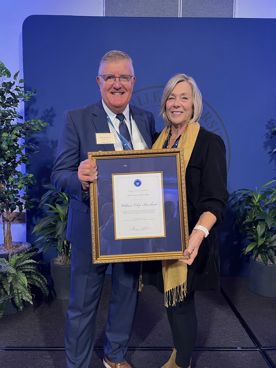 scchurch's tweet photo. Know the way. Go the way. Show the way. 2022 Alumnus of the Year Award from Cedarville University. Congrats @Chipbernhard !! @cedarville @DrThomasWhite https://t.co/ZG6Kroo5VL