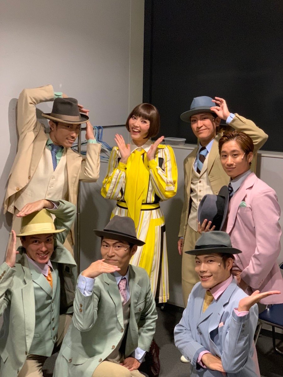 HoribeYuusuke's tweet photo. モダン・ミリー大千穐楽無事に終わりました‼︎

途中中止になった公演もありましたがちゃんと幕を下ろす事ができてよかったです😊

2年5ヶ月前の悔しさを晴らせた気がします✨

皆様本当にありがとうございました‼︎

#モダンミリー 
#モダン・ミリー https://t.co/DXfHISn39a