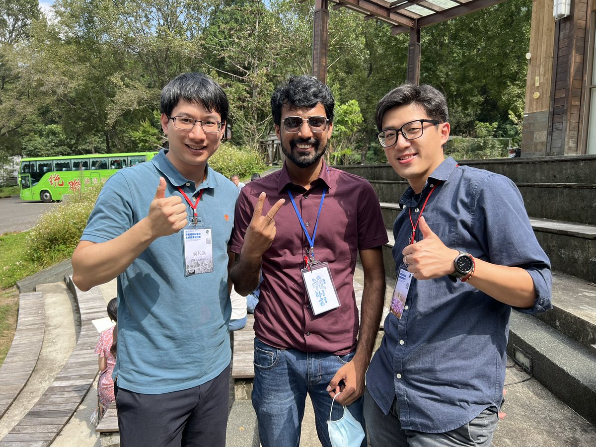Ansar_IPMB's tweet photo. Let me introduce you two good plant scientists former PhD. Students from @IPMBSinica @Howy_Wu and @pinpinpierce. congratulations for winning best doctoral dissertation award by TSPB. There work is already published in @NaturePlants and @plantcell https://t.co/bDdlEfRBWO