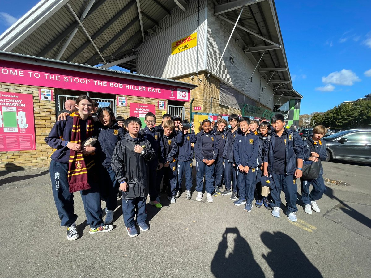 HXP_Boarding's tweet photo. Today at school…our Boarders have arrived at The Stoop and are excited to see @Harlequins in action! #HXPBoarding #RedwoodHouse #COYQ https://t.co/5Q7JaMDwpq