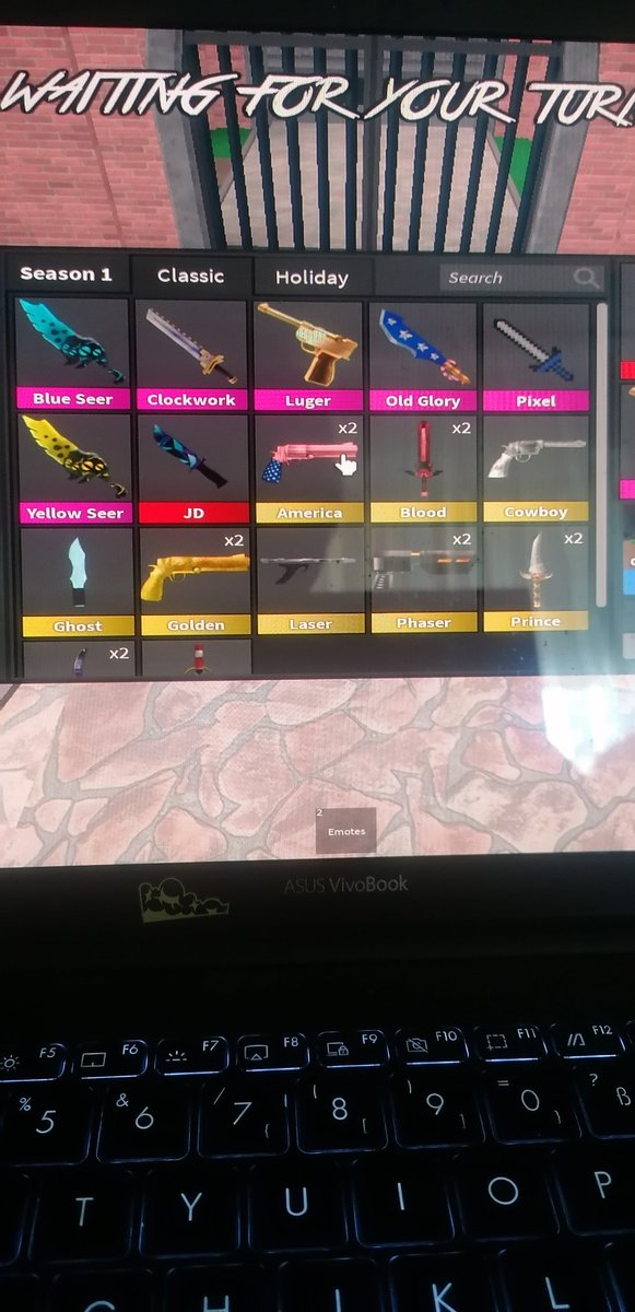 gwammess's tweet photo. trading thes for adopt me pets or robux
NGF
got proofs on tt https://t.co/kYYaUNGExv
