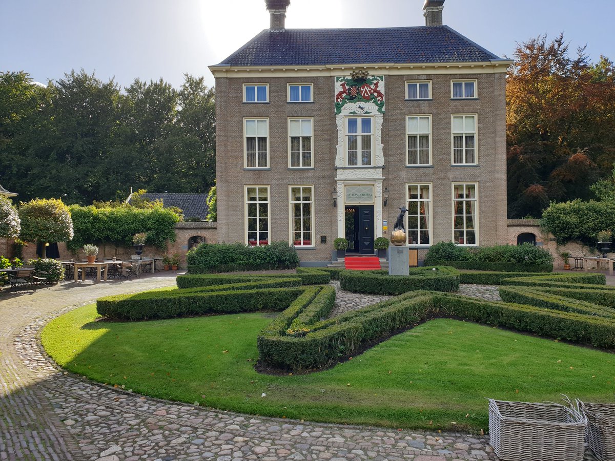 Thuis Trophy tweet media