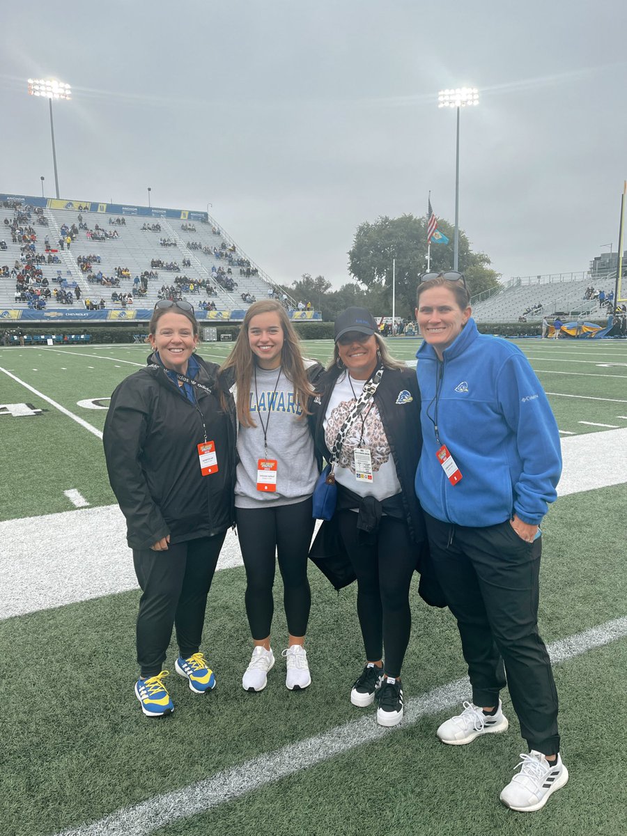 emma slutzah tweet media