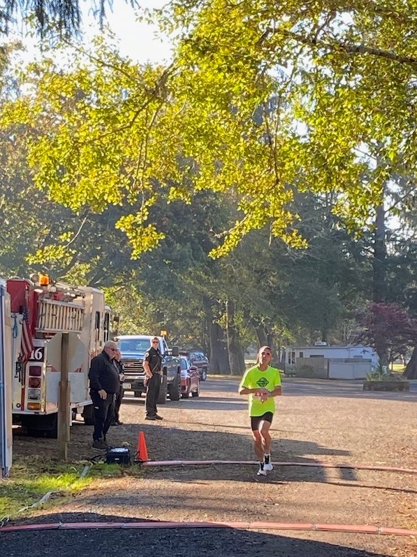 cjhitz's tweet photo. Beautiful morning for a race in Lincoln City, Oregon. Came away with the win at the Fire Aid 5k. Thanks @gardenofliferaw for the wonderful continued support
#MastersRunner #GardenOfLife https://t.co/E5qjWtcDRt
