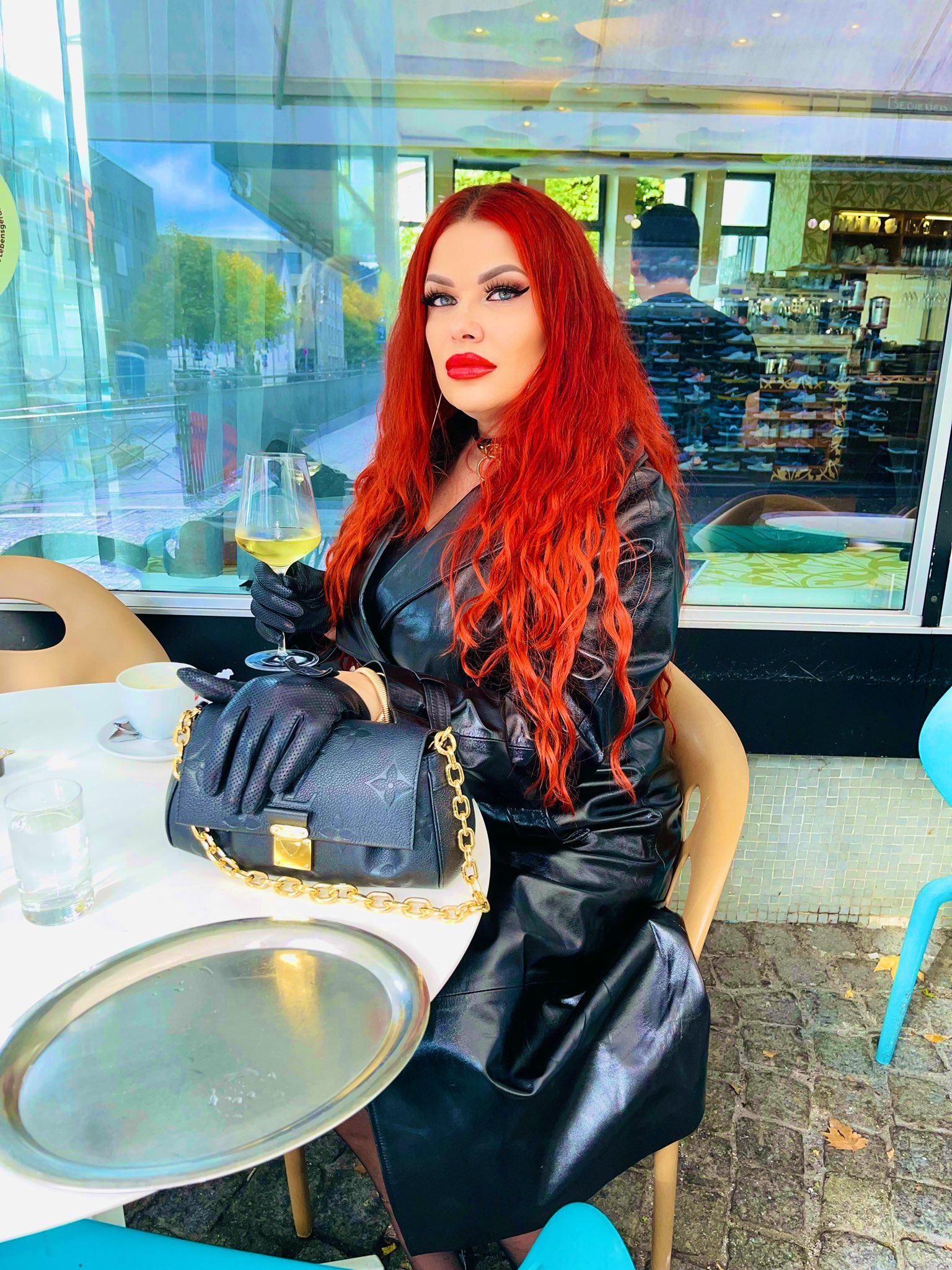 Mistress Nora Marinelli on Twitter "On my way to ruin you 💶😂 https //t