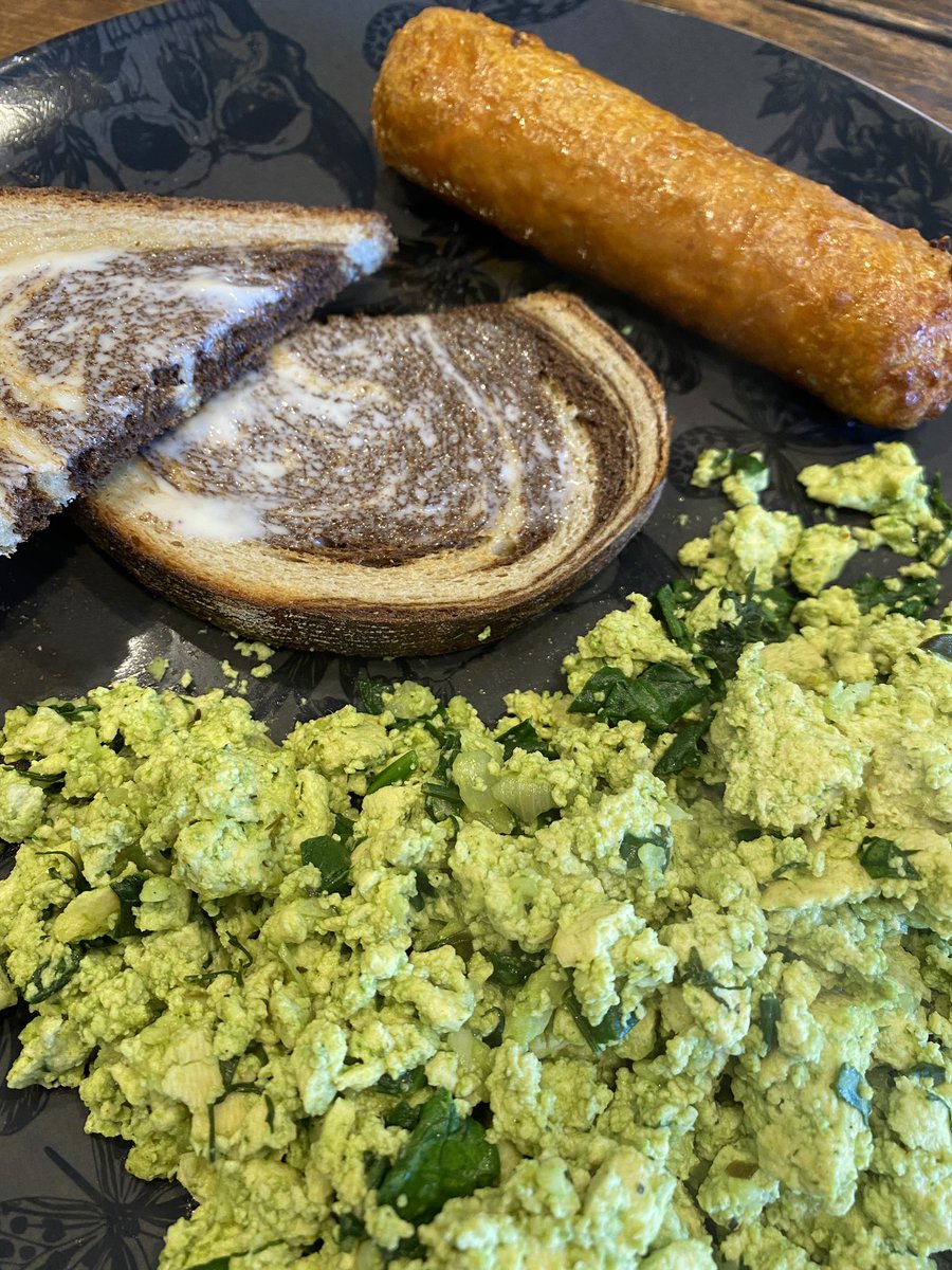 kelleyOFflower's tweet photo. @ackingreality @edgyveg The green eggs are great too! 💚😍 https://t.co/Jay3NNBRsD