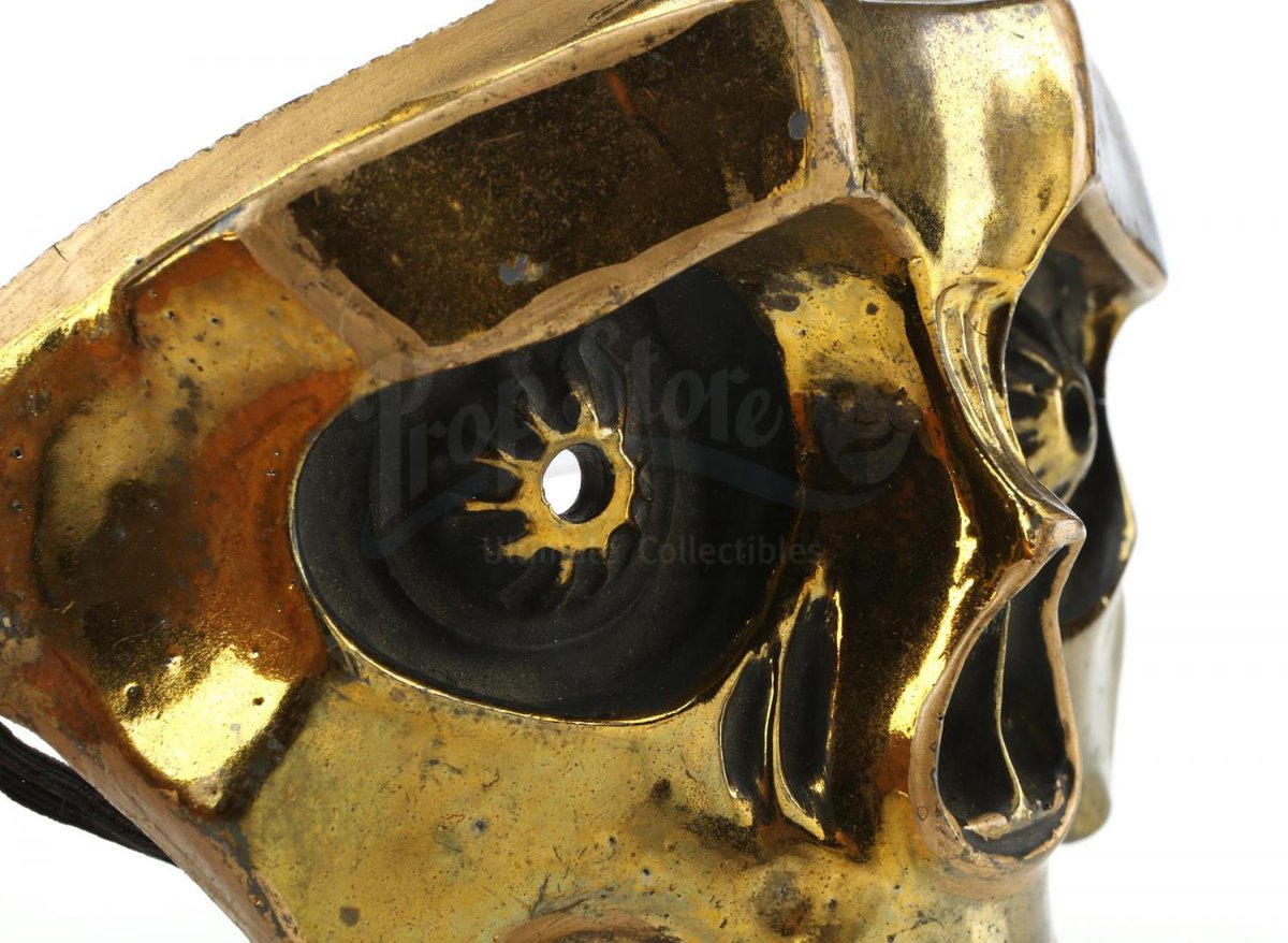 TheSpaceshipper's tweet photo. Flash Gordon (1980): Ming's soldier mask (pics from Propstore) https://t.co/lDYvDMAudT
