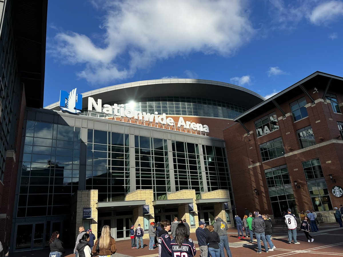 BuriedPleasures's tweet photo. Beautiful morning for Season Ticket Holder Rookie Camp! #CBJ #nationwidearena #onlyincolumbus #HockeyTwitter #NHL #sports #SundayFunday #columbusbluejackets https://t.co/PgeAgRF4RH