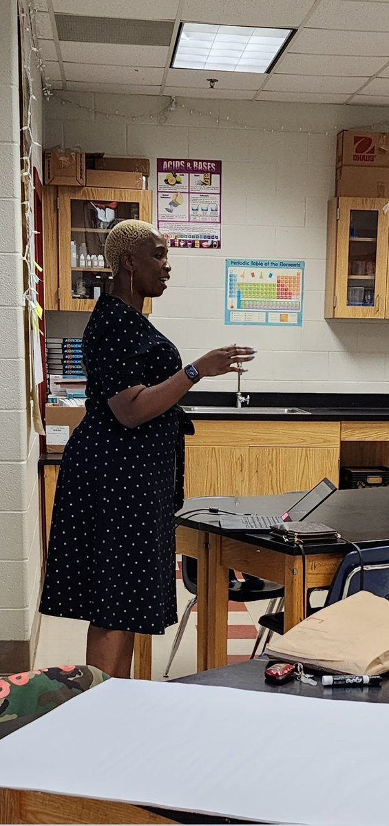 mbraggs_PriceMS's tweet photo. Co-Teaching, Classroom Management, Tech Tips &amp; Tricks, Discovery Ed, Digital Notebooks and more... What will we have next? Whatever our teachers request and whatever our resident experts want to share.

Hey PBSA family, you're up next... What will you share?
#PBSApowerPD https://t.co/10sHwzY9Bn