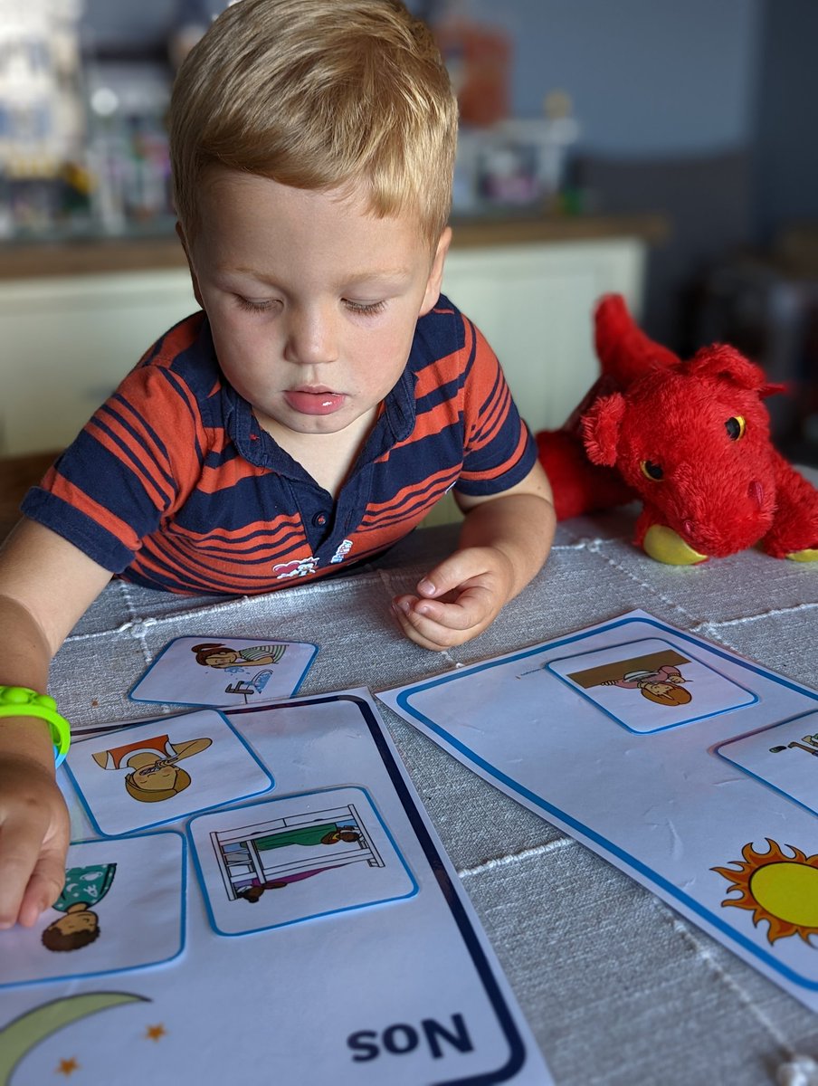 MrsLEKing's tweet image. Dewi has had lots of fun with us this weekend. He's been to a Macmillan coffee morning, the cinema and to soft play. Mae Dewi yn wedi blino. @NurseryTps