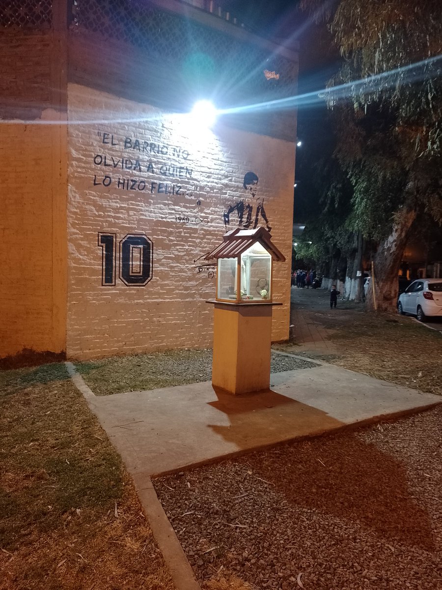 SFBillinFutsal's tweet photo. Resultados Fecha 8
Futsal masculino.

@ArgentinosDSJ VS S.F.Billinghurst

Tercera (3ra) : 6 - 7 ✅
Primera (1ra) : 7 - 4 ❌

Vamos BILLINGHURST!!
🇪🇪🙌🏻 https://t.co/vX6XkGPLVW