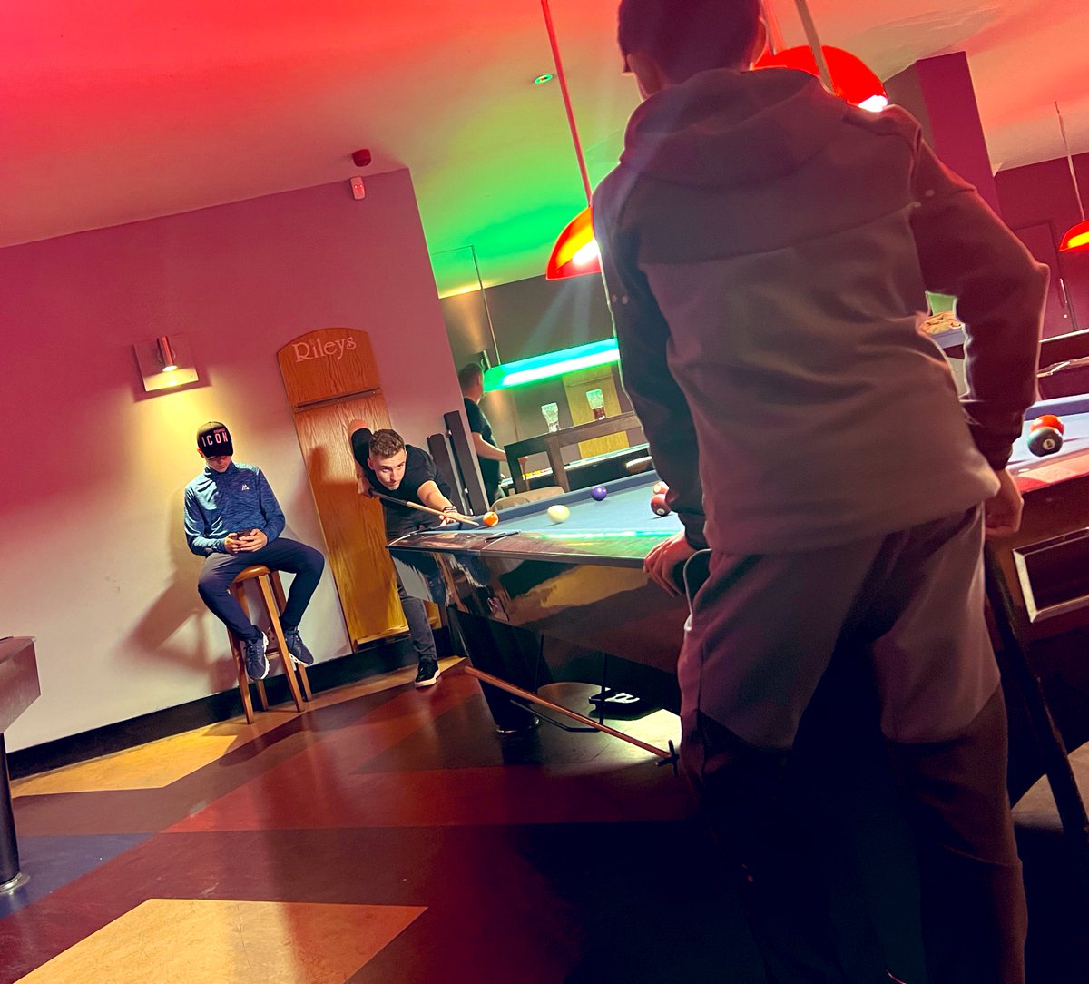 BenHeath2021's tweet photo. Back to the tables 🎱 #FootballOver https://t.co/WGdJObVInW