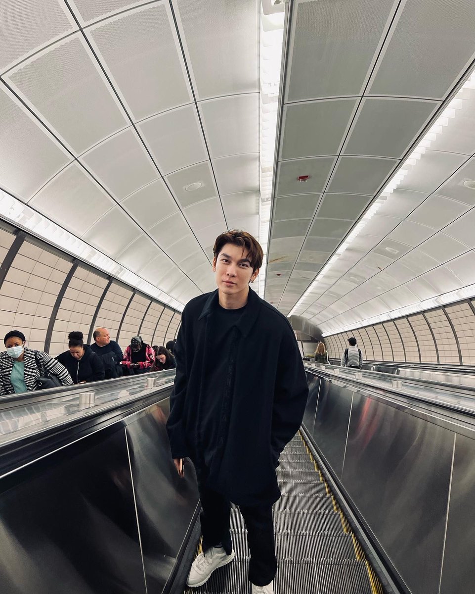 MewsuppasitTH's tweet photo. IG MewSuppasit Updated

ช่วงเวลาแห่งการพักผ่อน 😍 สนุกมั้ยคะ

📍https://t.co/dGk0VBuqLM

#ForeverLove by @MSuppasit
#MewSuppasit #มิวศุภศิษฏ์ https://t.co/6szNlH9W2D