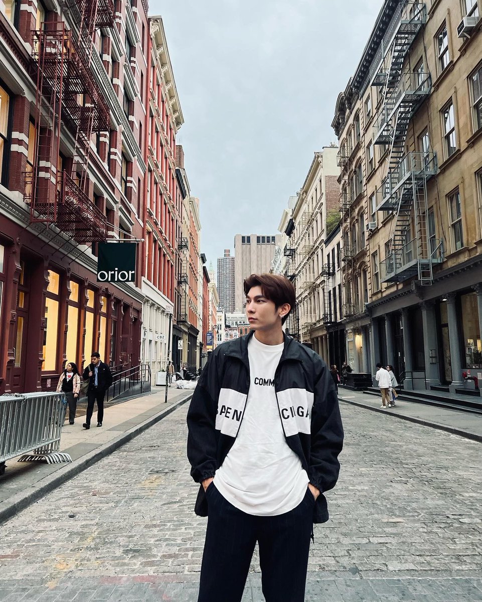 MewsuppasitTH's tweet photo. IG MewSuppasit Updated

ช่วงเวลาแห่งการพักผ่อน 😍 สนุกมั้ยคะ

📍https://t.co/dGk0VBuqLM

#ForeverLove by @MSuppasit
#MewSuppasit #มิวศุภศิษฏ์ https://t.co/6szNlH9W2D