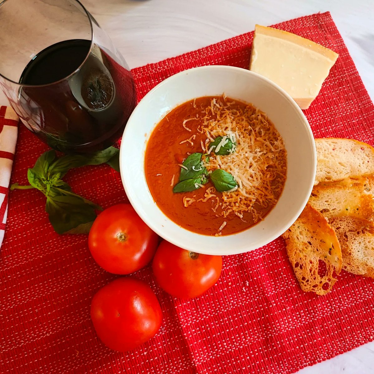 Boozy Foodie🍷 tweet media