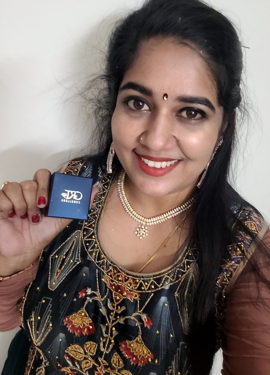 Sindhujaa Vijii 👸 on Twitter "Unexpected Gifts From loved ones ️😍"