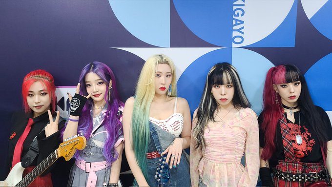 FeEdGrCUYAAs7sY?format=jpg&name=small