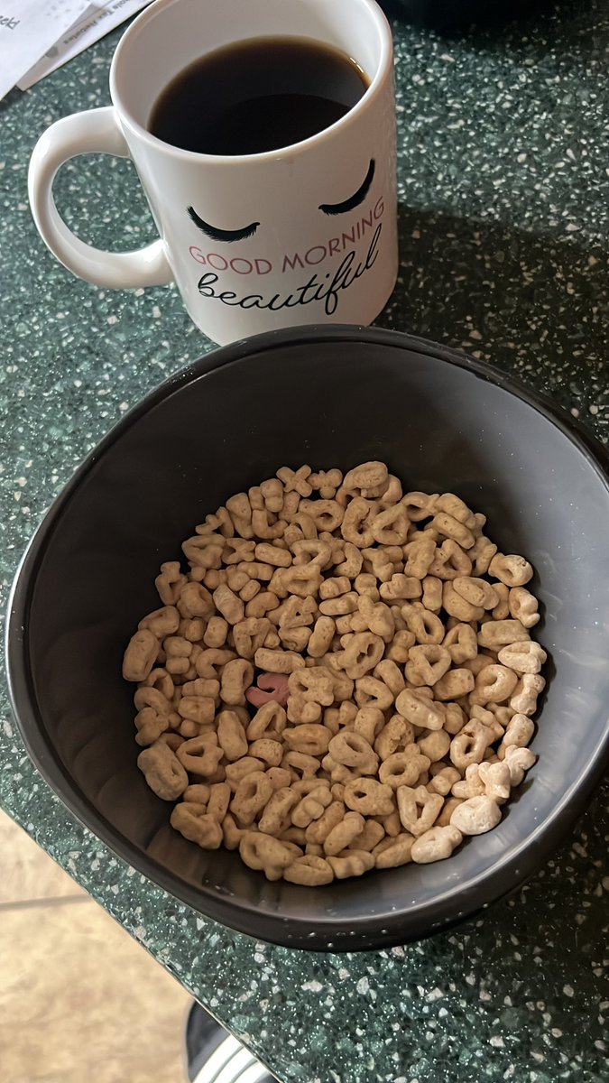 Jgroove3's tweet photo. Beautiful Morning☕️Lucky 🍀 HorseShoe is the last ONE. LESBOOGIE fam. We’re gonna have a BEAUTIFUL Day.  

#littlethingsinlife #financialfreedom #comfortableinyourownskin #naked #iloveMYRHINOS @NakedRhinos @RespectedRhinos iykyk 
🧲🍀🌈💜🎈🌙🎁🦄 marshmallow smasher 👀 @MrHD_30 https://t.co/NWCvQoxfT0