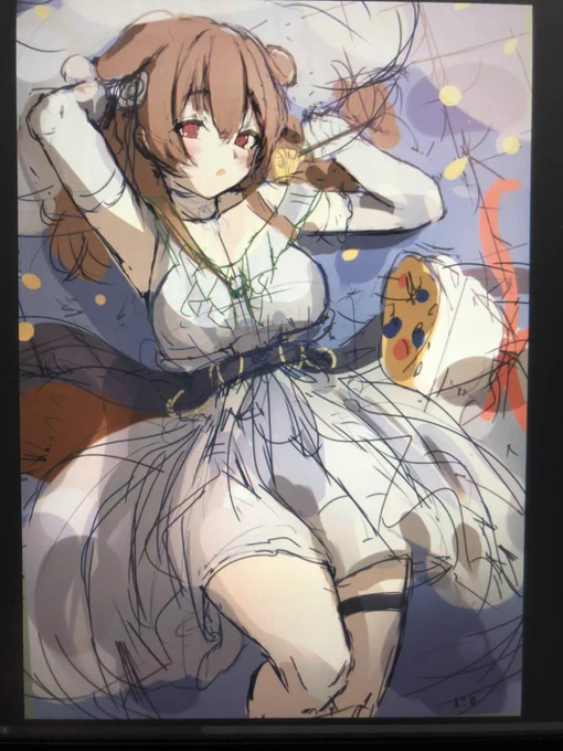 えと、あの、ころさんの誕生日イラストの「ラフ」が、今できました。ち、違うんだ言い訳させてくれ!せっかくの誕生日記念、普段より少し大人びた雰囲気で初期衣装モチーフの花嫁風衣装とかどやろ!衣装は自分で考えたろ!+コロナ患って最近まで絵描けなかったで遅れたんです許して下さい! 