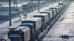 york030's tweet photo. #2Oct TODO INDICA Q RUSIA VA A DECLARAR LA GUERRA DE MANERA ABIERTA A UKRANIA...ESTÁN MOVIENDO MILES DE BLINDADOS, TANQUES,LANZADORES MISILÍSTICOS HACIA EL NORTE DESDE BIELORRUSIA AL FRENTE DE KIEV,POR EL SUR DESDE CRIMEA Y DESDE ESTE DE UKRANIA YA ANEXADO A RUSIA...@VTVcanal8 https://t.co/E6JXofadhV