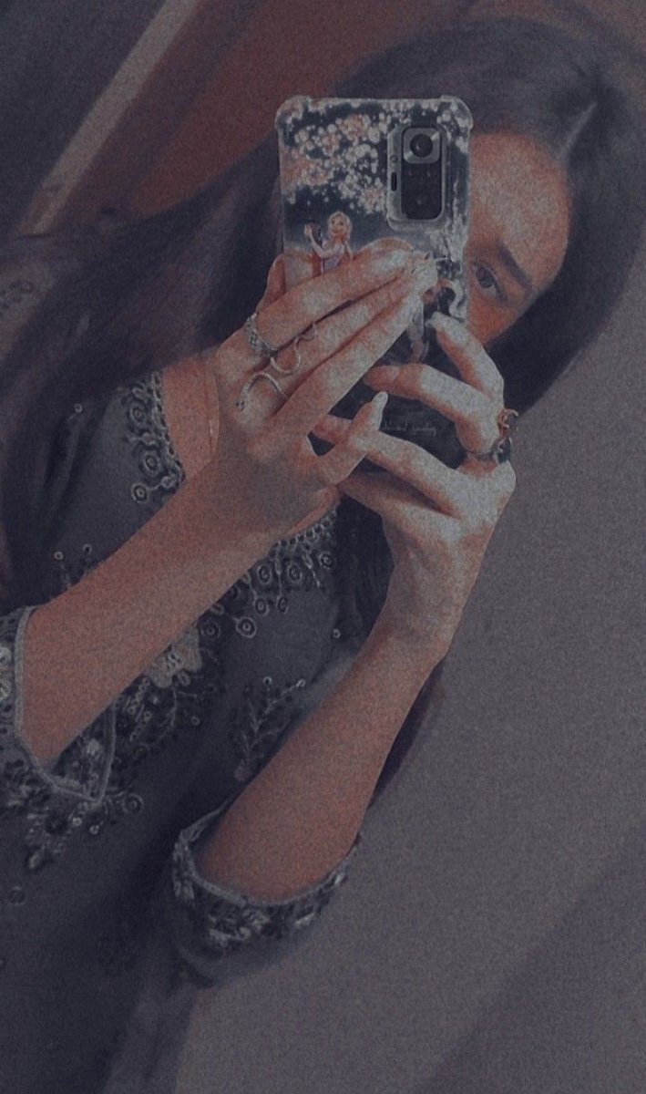 ہائے

"یہ میٹھے میٹھے لہجوں والے منافق لوگ
🥲🥲🥲