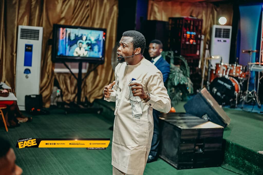 GICCHOBA's tweet photo. Jeremiah 33:21-26 
Psalm 130:3, 
1Chronicles 15:16

Sermon Notes; 
>Covenant-minded people are always conscious of the Covenant. 
>Skill is sharpening your ability to a point of excellence. 
>Prayer doesn't replace skill. Prayer without good skill will frustrate prayers https://t.co/ih2yFJvjD3