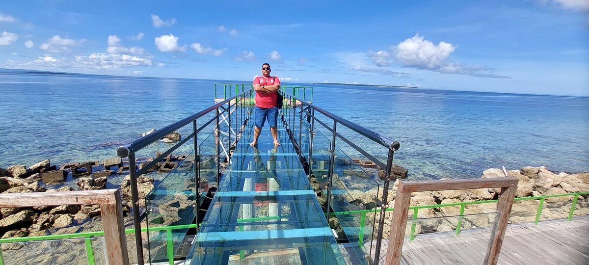 RochkimP's tweet photo. Jembatan Kaca Titik Nol, Bulukumba, Sulawesi Selatan. https://t.co/mtc9HET7YI