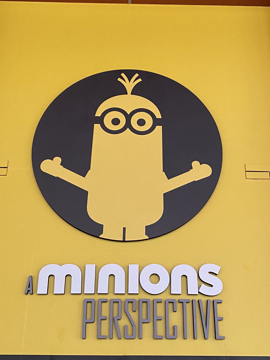 Ganeline2's tweet photo. I love #Sentosa🥰. I found new #Minions shop. It’s just for temporary, so if I have a time I’d like to go there😏. https://t.co/erJjFWoLak
